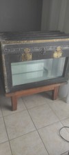Aquarium entièrement équipé dans malle ancienne 79x33x44 avec support chêne