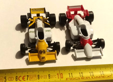 FORMULES 1 - Road Monster rouge  +  Drive 4 Wheel Rollsmans Jaune - METAL