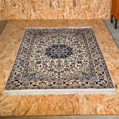 Tapis persan nain noué - nain,
