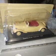 CITROEN TRACTION 15 six CABRIOLET 1939 voiture miniature 1/43 - IXO [192]