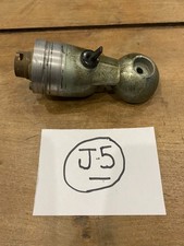 Lot J5 – porte douille lampe