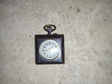 montre gousset  carré  en acier noirci métal C.1900 ne fonctionne pas 28mm