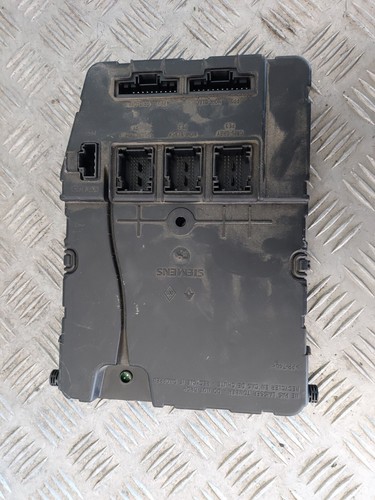Boitier fusible uch renault - fusible,