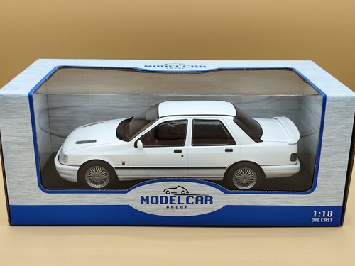 Ford sierra cosworth 4x4 - 1/18,