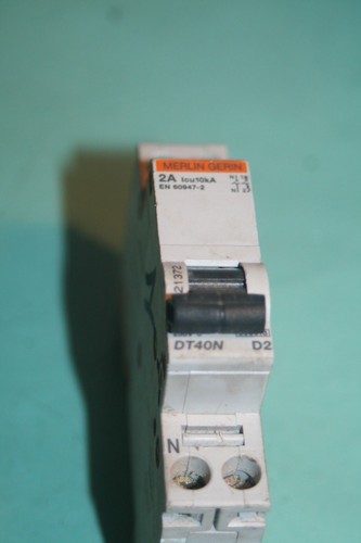 Disjoncteur merlin gerin - ,