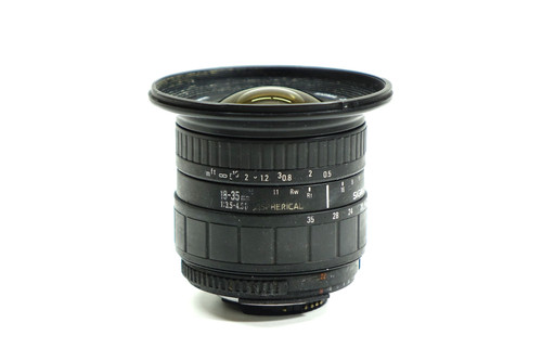 Sigma 35mm 4 - 18-35mm, d