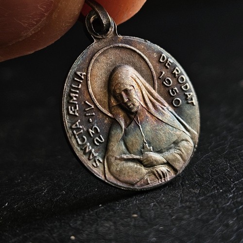 Médaille religieuse signée