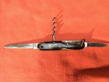 Couteau multifonctions