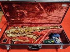 Saxophone ténor logo violet