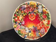 TRES BELLE ASSIETTE EN FAIENCE