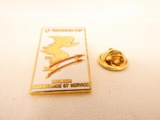 Pin's Pins Pin Badge - THOMSON CSF - DIVISION ASSISTANCE SERVICE - INFORMATIQUE