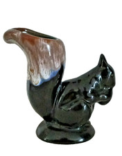 VASE ZOOMORPHE ÉCUREUIL GRÈS