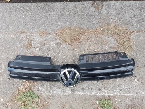 Calandre avec sigle volkswagen - sigle,