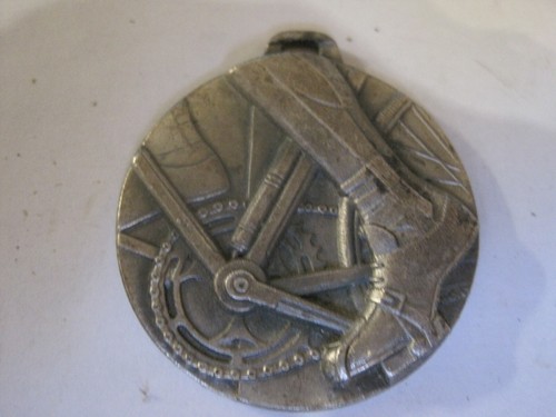 Ancienne medaille uch - ancienne, 79