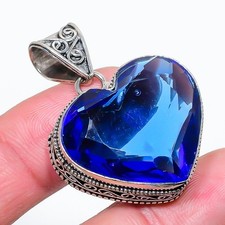 Pendentif pierre précieuse