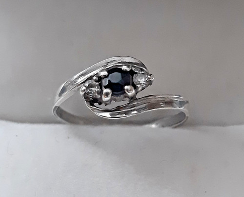 élégante bague solitaire - Élégante, en