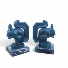 Serre-livres écureuils, Max