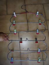 Ancienne Penderie d'anciens Cintres Fil de Fer de Dressing Vintage ou Voyage