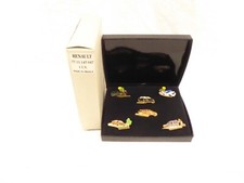 Pin's Pins Pin Badge - RENAULT BOUTIQUE - CLIO 16S - R19 16S - ESPACE - EXPRESS