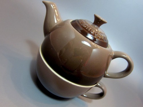 Creuset thé pour un set - creuset,