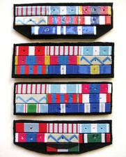 LOT de 4 BARRETTES DE RUBANS MEDAILLES PARACHUTISTES PARA TAP LEGION ETRANGERE