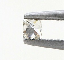 Diamant Naturel 0.065ct Vert Intense Étincelant Taille Princesse Brillant