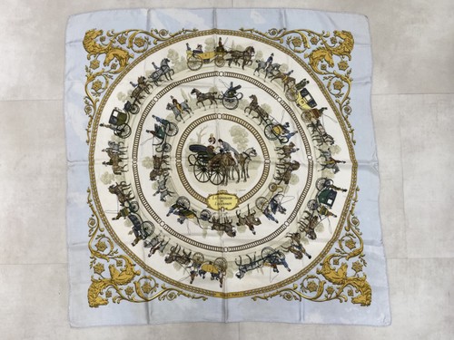 Foulard hermès intitulé - hermès,