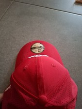 Casquette cap neuve montre
