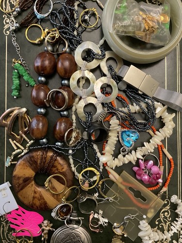 Lot bijoux vintage anciens - lot,