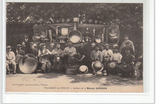 Villedieu les poeles - les,