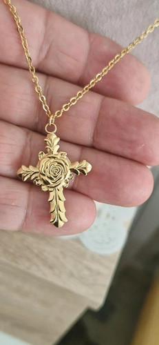 Collier croix rose acier