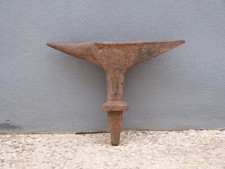 Authentique enclume, bigorne