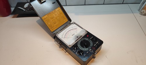 Multimètre voltmètre