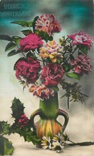 CP HEUREUX ANNIVERSAIRE VASE ANSE RAYE REMPLI D'OEILLETS