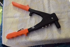 Pince à river type « GESIPAT »   de marque BOST