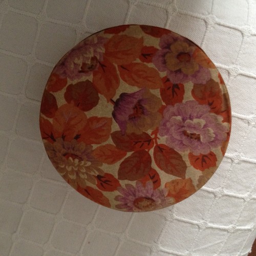 Boite ronde ancienne
