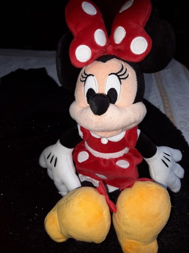 Peluche doudou minnie - minnie, la