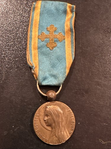 Rare joli médaille lourdes - rare,