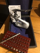 Potence à chasser micrométrique Seitz  parfaite,  vérifiée, outils au complet