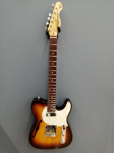 Guitare électrique vintage