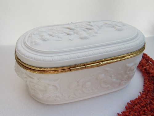 Boite biscuit porcelaine - en,