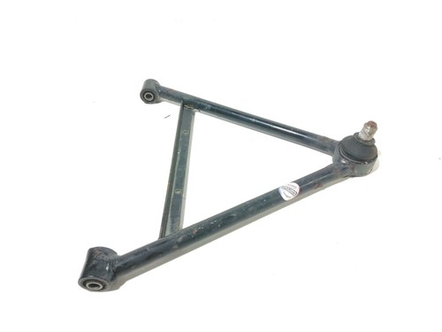 Triangle inferieur avant - inferieur,