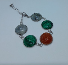 bracelet en acier inoxydable et labradorite malachite cornaline gravées unique