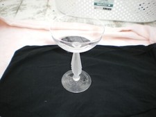 coupe a champagne modele vienne en cristal daum signée au pied france