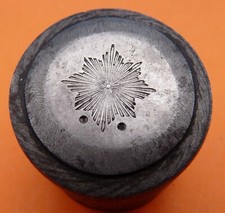 Ancienne matrice/ poinçon/ outil (B2007) 257g Rosace