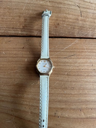 Montre bracelet n1911 quartz - montre,