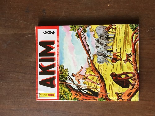 Petit format akim - format,