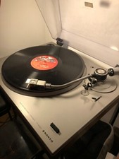 Tourne disque vintage - SANYO TP 1005U + ampli Grundig + enceinte PHILLIPS