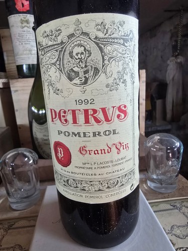 Bouteille chateau petrus - bouteille, de