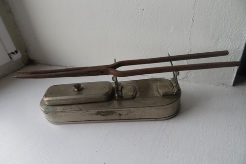 Ancien réchaud fer - ancien,